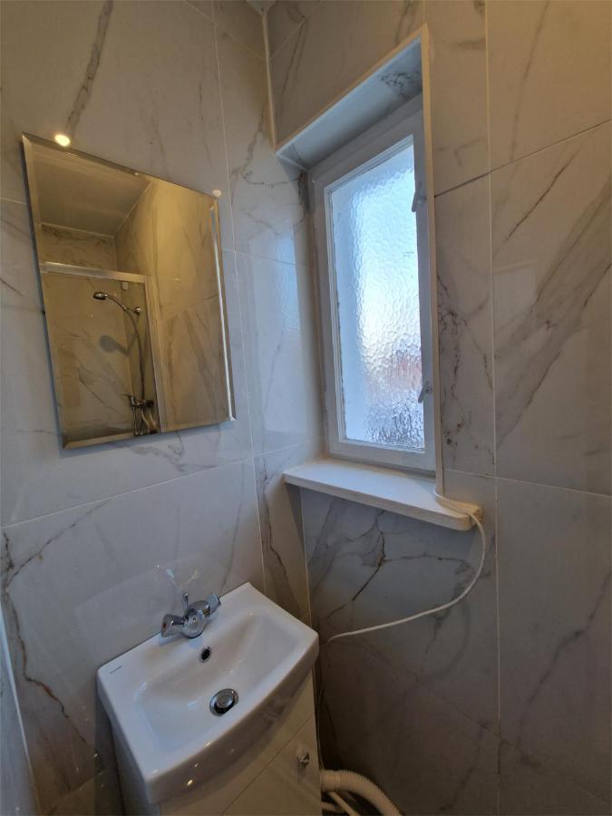 Budget Apartments ชวีโนวิชแจ ภายนอก รูปภาพ